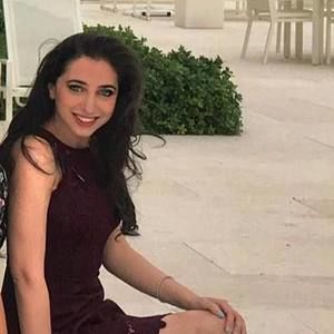 Meet your Posher, Ari